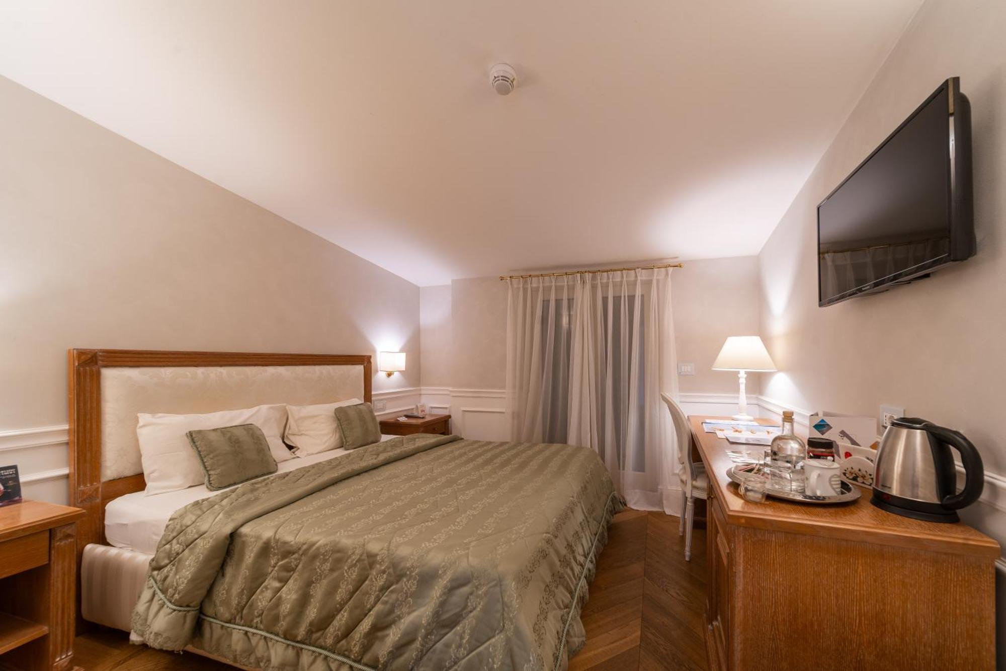Tesoretto Hotel Poggiardo Luaran gambar
